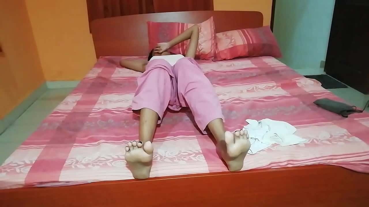 indian wife sharing her pussy with hotel room xxx pic